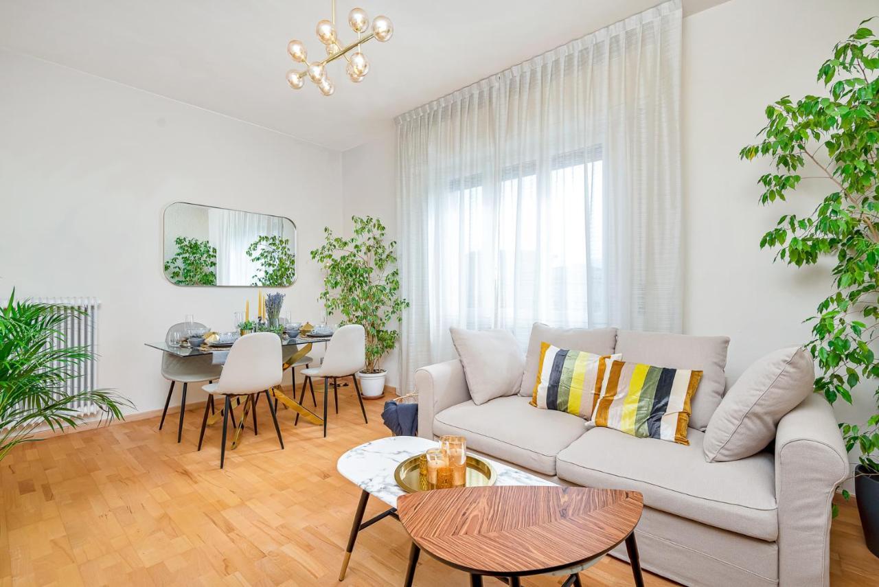 Art Deco' - Sleepwithme - Free Parking - Free Breakfast - Very Friendly Staff Pisa Exterior photo
