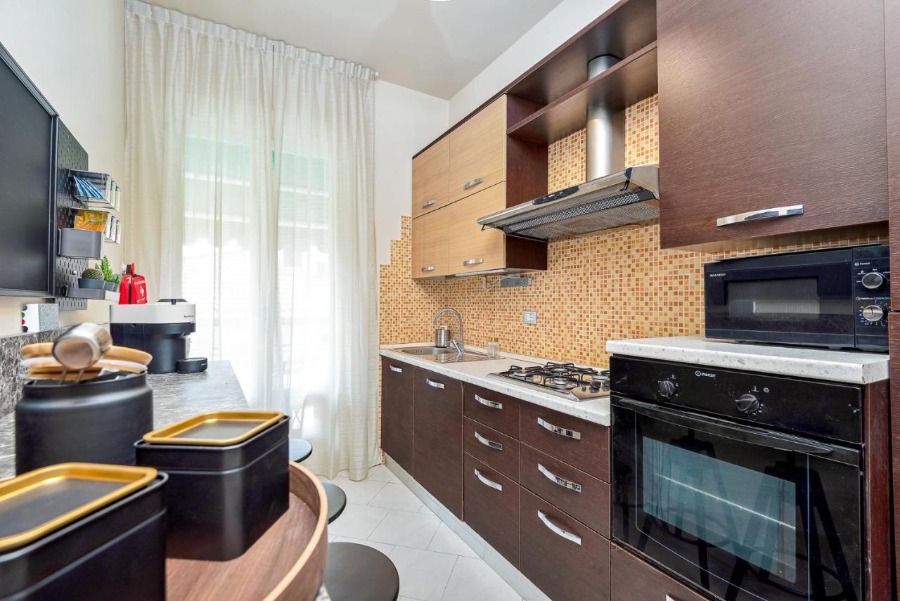 Art Deco' - Sleepwithme - Free Parking - Free Breakfast - Very Friendly Staff Pisa Exterior photo